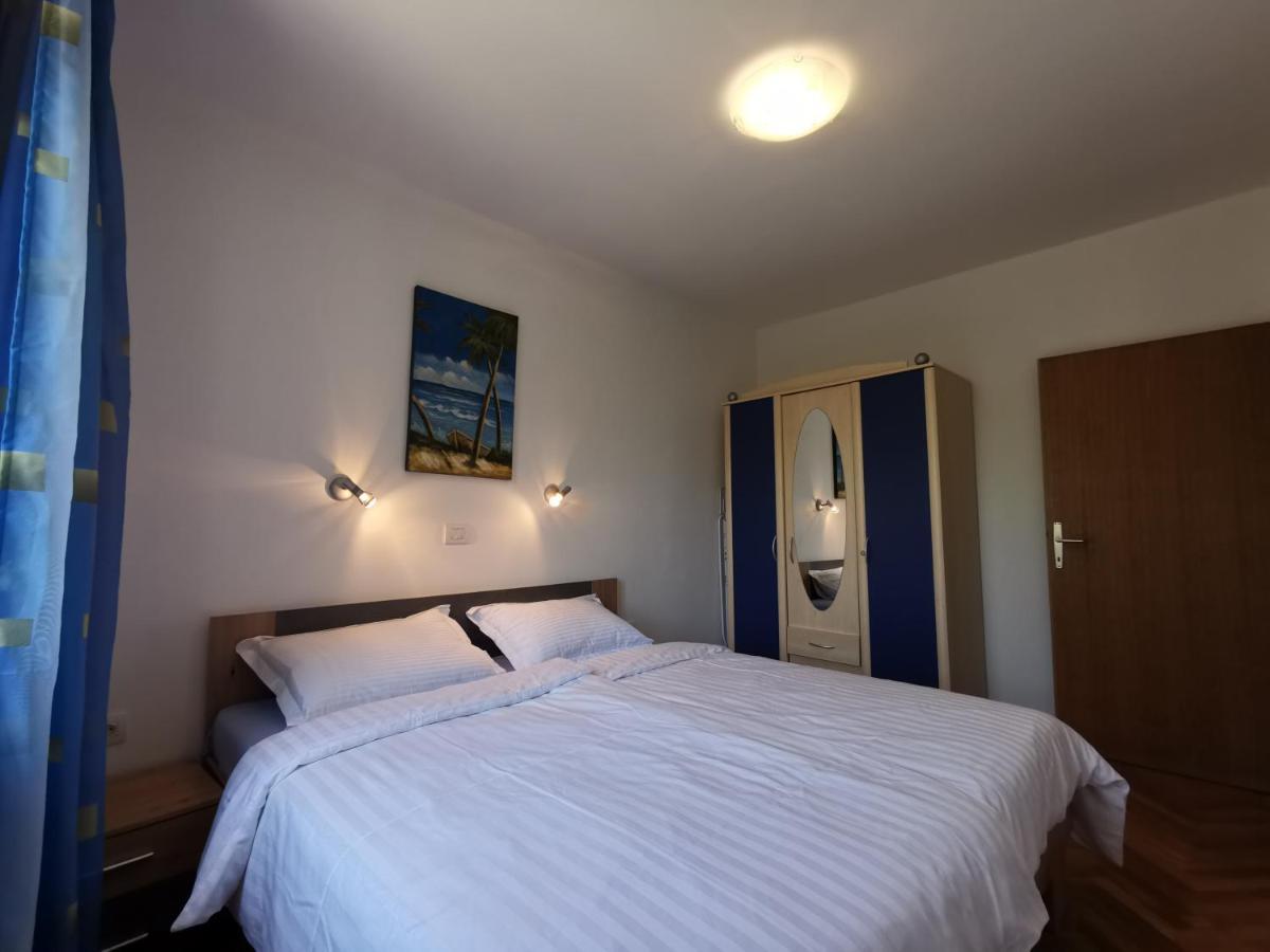 Apartments Jurandvor Baška Екстериор снимка