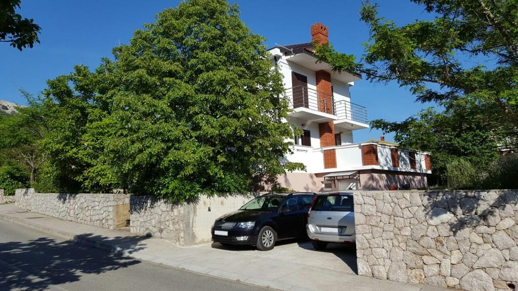Apartments Jurandvor Baška Екстериор снимка