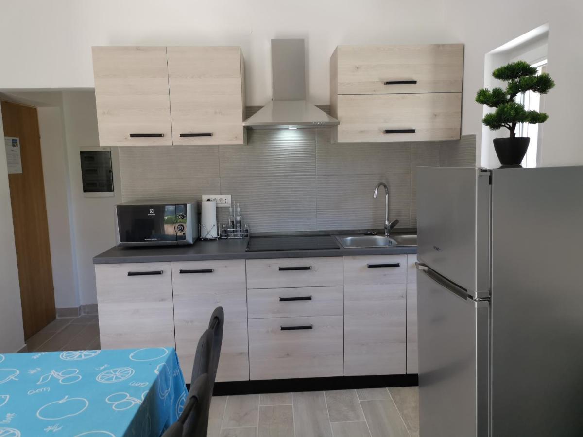 Apartments Jurandvor Baška Екстериор снимка