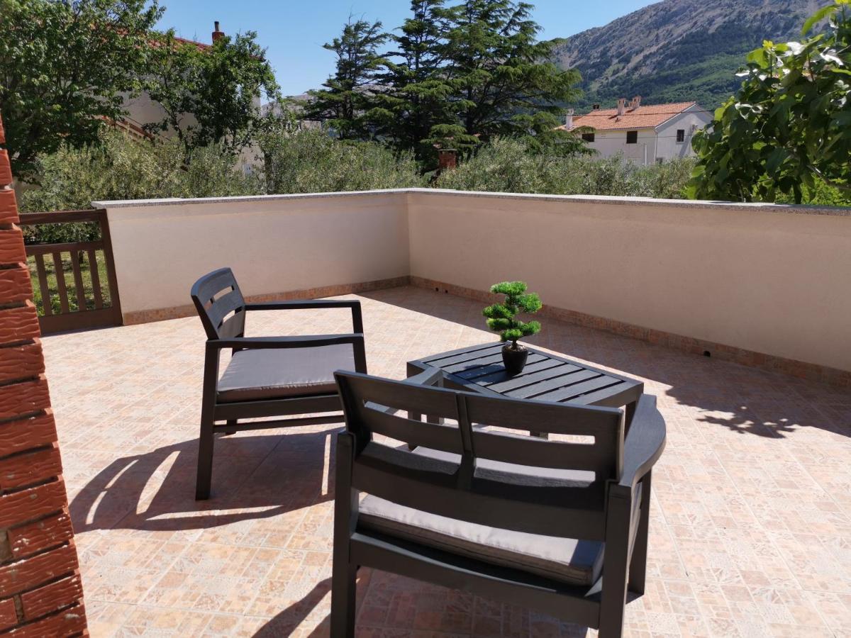 Apartments Jurandvor Baška Екстериор снимка