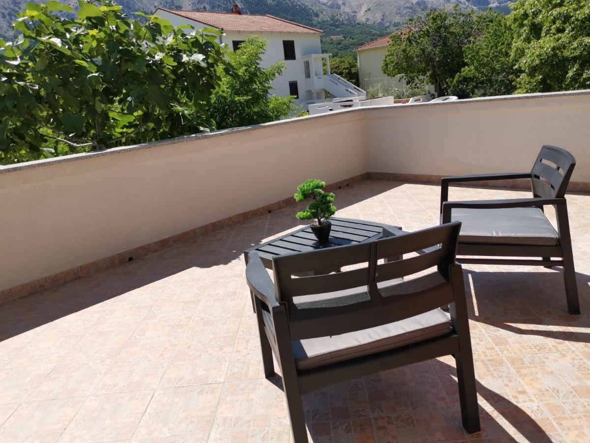 Apartments Jurandvor Baška Екстериор снимка